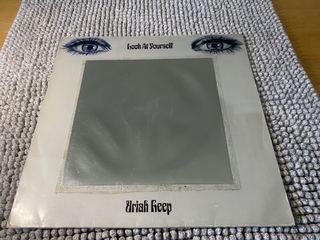 Uriah Heep &ndash; Look At Yourself