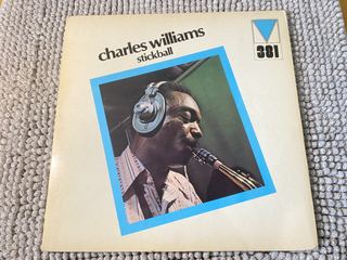 Charles Williams (15) &ndash; Stickball