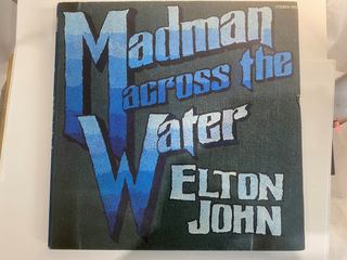 Elton John &ndash; Madman Across The Water