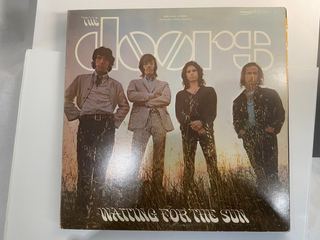 The Doors &ndash; Waiting For The Sun
